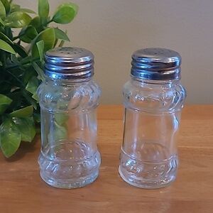 VINTAGE Diner Style Glass Salt and Pepper Shakers with Stainless Lids